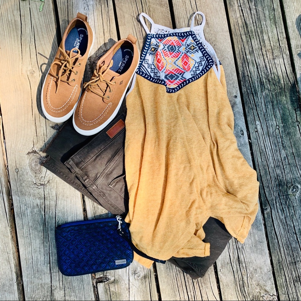 Rewind Golden Yellow Tank